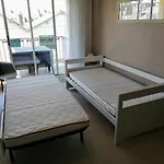 - Hyper Centre,